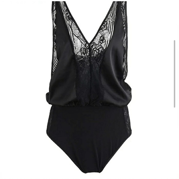 Lace V-Neck Bodysuit - Picture 2 of 4